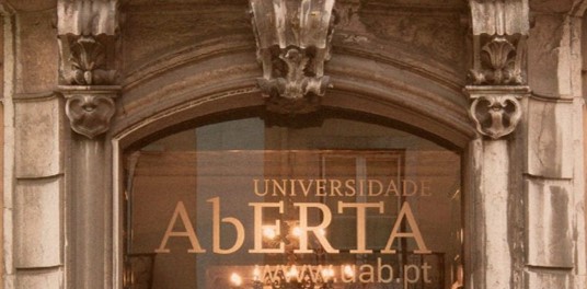 Licenciatura em Educação da Universidade Aberta com novo plano curricular