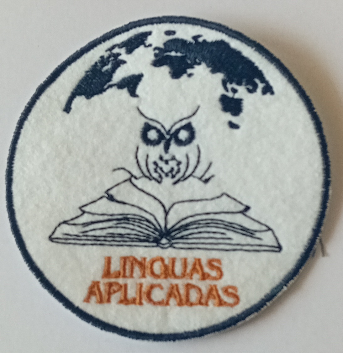 Emblema Línguas Aplicadas
